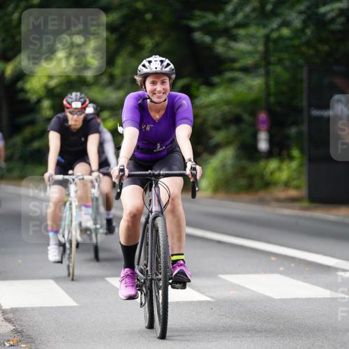 14.09.2025 - Stadtparktriathlon Michael Burmester http://msf.ph/oto/8911905 14.09.2025 11:22:11 Radfahren 842, 855, 929, 939, 952, 964, 972, 1007, 1014, 1017 meine-sportfotos.de