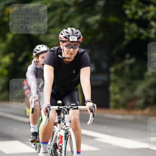14.09.2025 - Stadtparktriathlon Michael Burmester http://msf.ph/oto/8911908 14.09.2025 11:22:12 Radfahren 842, 855, 929, 939, 952, 964, 972, 1007, 1014, 1017 meine-sportfotos.de