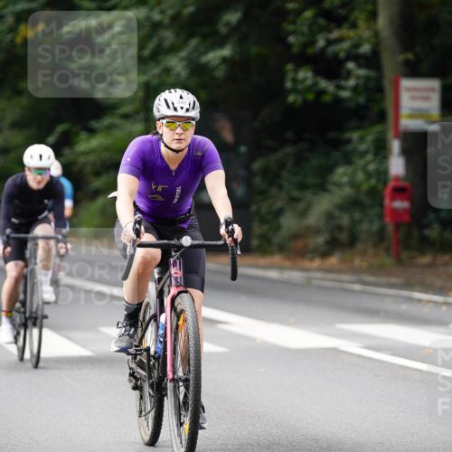 14.09.2025 - Stadtparktriathlon Michael Burmester http://msf.ph/oto/8911952 14.09.2025 11:23:00 Radfahren 829, 831, 851, 882, 918, 920, 948, 963, 974 meine-sportfotos.de