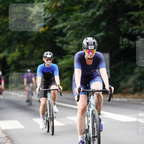 14.09.2025 - Stadtparktriathlon Michael Burmester http://msf.ph/oto/8911986 14.09.2025 11:23:46 Radfahren 849, 893, 936, 940, 943, 994, 1005, 1008, 1011 meine-sportfotos.de