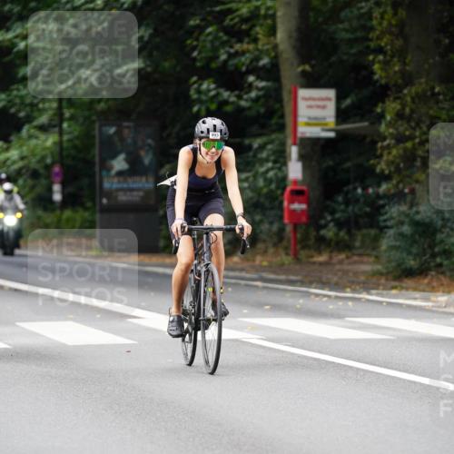 14.09.2025 - Stadtparktriathlon Michael Burmester http://msf.ph/oto/8912076 14.09.2025 11:26:24 Radfahren 846, 902, 926, 934, 935, 993, 1015 meine-sportfotos.de