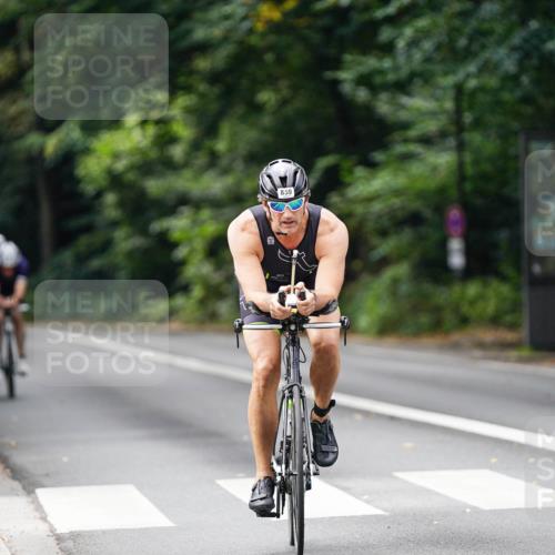 14.09.2025 - Stadtparktriathlon Michael Burmester http://msf.ph/oto/8912130 14.09.2025 11:27:36 Radfahren 841, 859, 889, 917, 1020 meine-sportfotos.de