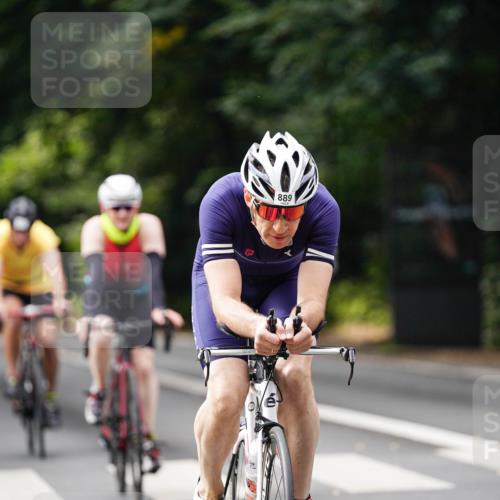 14.09.2025 - Stadtparktriathlon Michael Burmester http://msf.ph/oto/8912133 14.09.2025 11:27:40 Radfahren 841, 859, 889, 917, 944, 990, 1016, 1020 meine-sportfotos.de