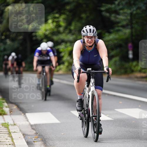 14.09.2025 - Stadtparktriathlon Michael Burmester http://msf.ph/oto/8912143 14.09.2025 11:27:47 Radfahren 833, 841, 853, 872, 890, 897, 944, 990, 1009, 1016, 1020 meine-sportfotos.de