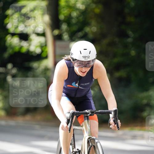 14.09.2025 - Stadtparktriathlon Michael Burmester http://msf.ph/oto/8912173 14.09.2025 11:28:19 Radfahren 1012 meine-sportfotos.de