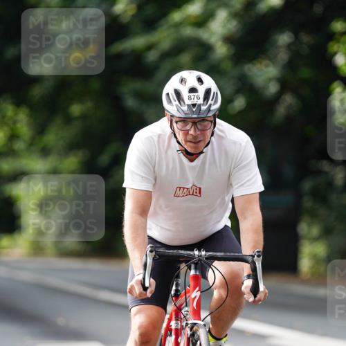 14.09.2025 - Stadtparktriathlon Michael Burmester http://msf.ph/oto/8912284 14.09.2025 11:31:47 Radfahren 876, 895, 948, 958 meine-sportfotos.de