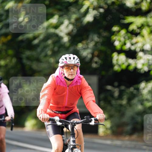 14.09.2025 - Stadtparktriathlon Michael Burmester http://msf.ph/oto/8912309 14.09.2025 11:32:20 Radfahren 894, 966, 968, 974, 997, 1017 meine-sportfotos.de