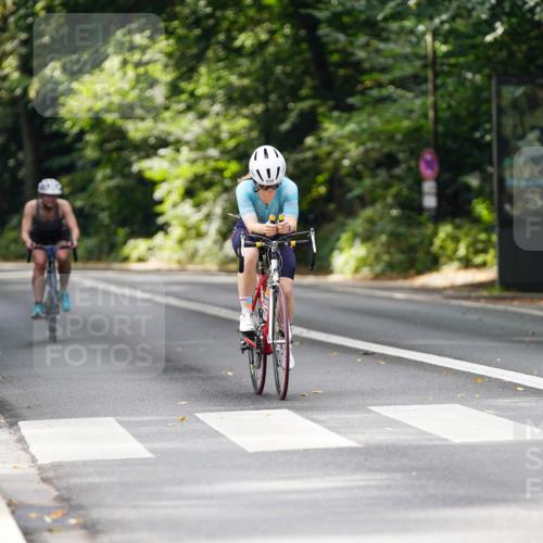 14.09.2025 - Stadtparktriathlon Michael Burmester http://msf.ph/oto/8912318 14.09.2025 11:32:43 Radfahren 936, 950, 967, 986 meine-sportfotos.de