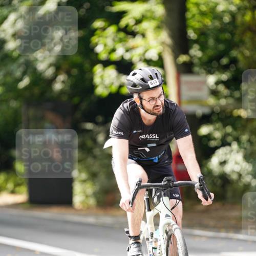14.09.2025 - Stadtparktriathlon Michael Burmester http://msf.ph/oto/8912331 14.09.2025 11:33:04 Radfahren 843, 970 meine-sportfotos.de