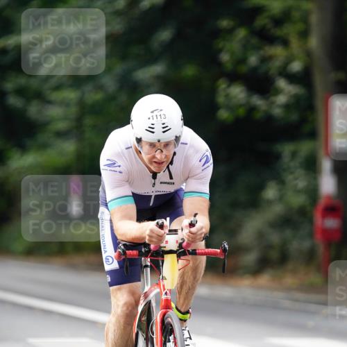 14.09.2025 - Stadtparktriathlon Michael Burmester http://msf.ph/oto/8912438 14.09.2025 11:36:00 Radfahren 837, 925, 944, 1009, 1076, 1092, 1113 meine-sportfotos.de