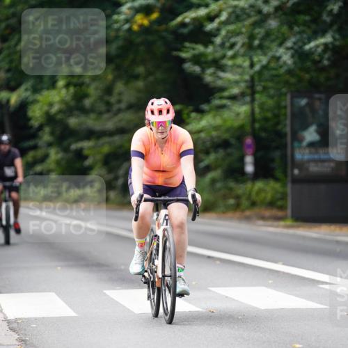 14.09.2025 - Stadtparktriathlon Michael Burmester http://msf.ph/oto/8912664 14.09.2025 11:41:33 Radfahren 930, 942, 986, 1035, 1079 meine-sportfotos.de