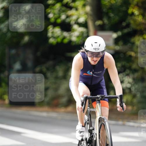 14.09.2025 - Stadtparktriathlon Michael Burmester http://msf.ph/oto/8912705 14.09.2025 11:42:27 Radfahren 934, 935, 962, 969, 979, 1011, 1012, 1023, 1066, 1092 meine-sportfotos.de