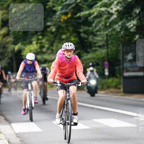 14.09.2025 - Stadtparktriathlon Michael Burmester http://msf.ph/oto/8912718 14.09.2025 11:42:38 Radfahren 993, 997, 1005, 1017, 1023, 1072, 1076, 1092, 1103, 1113 meine-sportfotos.de