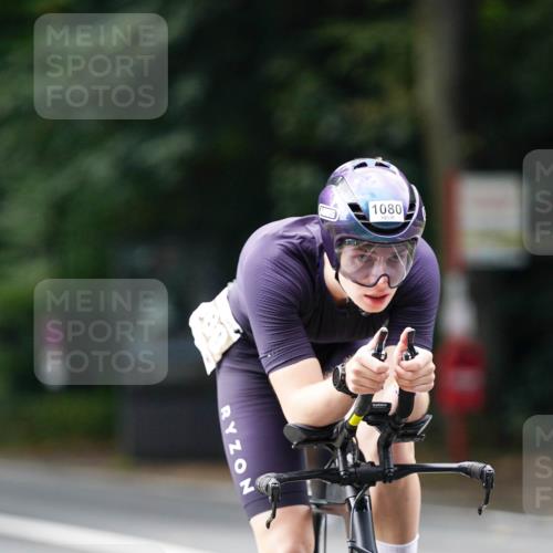 14.09.2025 - Stadtparktriathlon Michael Burmester http://msf.ph/oto/8912825 14.09.2025 11:44:45 Radfahren 995, 1018, 1043, 1080, 1102 meine-sportfotos.de