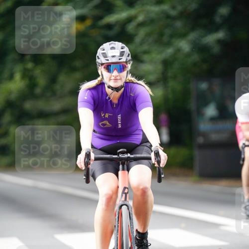 14.09.2025 - Stadtparktriathlon Michael Burmester http://msf.ph/oto/8912829 14.09.2025 11:44:48 Radfahren 987, 995, 1018, 1043, 1080, 1102 meine-sportfotos.de