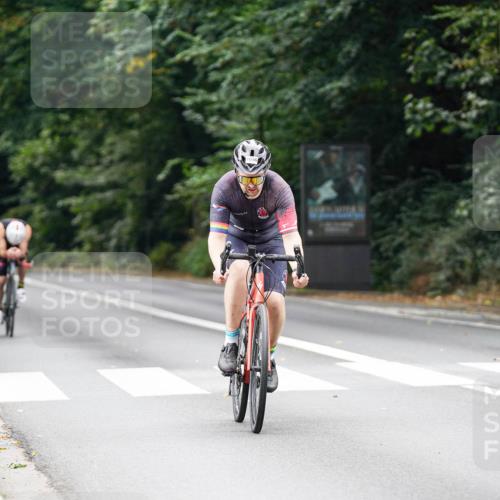 14.09.2025 - Stadtparktriathlon Michael Burmester http://msf.ph/oto/8912870 14.09.2025 11:46:11 Radfahren 1046, 1067, 1096, 1099 meine-sportfotos.de