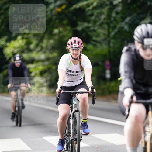 14.09.2025 - Stadtparktriathlon Michael Burmester http://msf.ph/oto/8912957 14.09.2025 11:48:08 Radfahren 927, 952, 960, 1006, 1088, 1116 meine-sportfotos.de