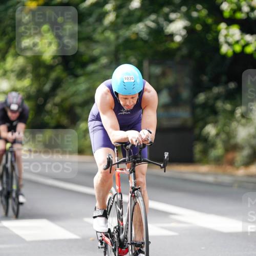 14.09.2025 - Stadtparktriathlon Michael Burmester http://msf.ph/oto/8912963 14.09.2025 11:48:17 Radfahren 968, 1006, 1035, 1041, 1053, 1088, 1089 meine-sportfotos.de