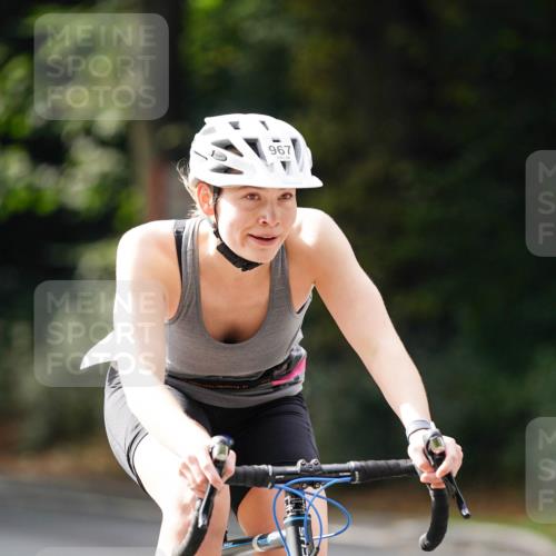 14.09.2025 - Stadtparktriathlon Michael Burmester http://msf.ph/oto/8912975 14.09.2025 11:48:30 Radfahren 964, 967, 1053, 1089 meine-sportfotos.de