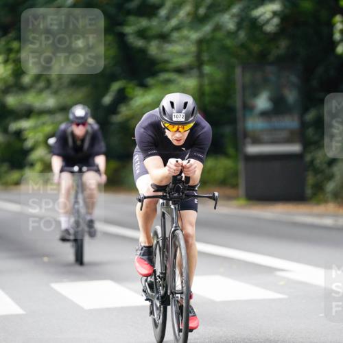 14.09.2025 - Stadtparktriathlon Michael Burmester http://msf.ph/oto/8912996 14.09.2025 11:49:08 Radfahren 942, 945, 966, 1072, 1076, 1092 meine-sportfotos.de