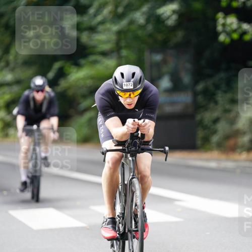 14.09.2025 - Stadtparktriathlon Michael Burmester http://msf.ph/oto/8912997 14.09.2025 11:49:08 Radfahren 942, 945, 966, 1072, 1076, 1092 meine-sportfotos.de