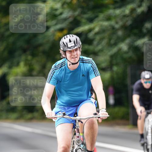 14.09.2025 - Stadtparktriathlon Michael Burmester http://msf.ph/oto/8913020 14.09.2025 11:49:43 Radfahren 1015, 1061, 1098, 1119 meine-sportfotos.de