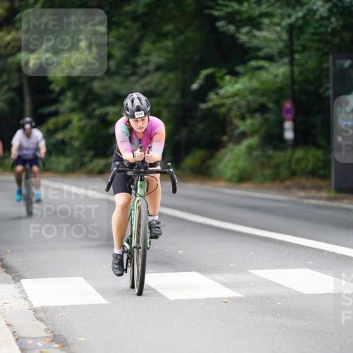 14.09.2025 - Stadtparktriathlon Michael Burmester http://msf.ph/oto/8913045 14.09.2025 11:50:20 Radfahren 934, 969, 978, 1068, 1075 meine-sportfotos.de