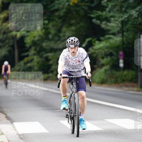 14.09.2025 - Stadtparktriathlon Michael Burmester http://msf.ph/oto/8913049 14.09.2025 11:50:24 Radfahren 934, 941, 1068 meine-sportfotos.de
