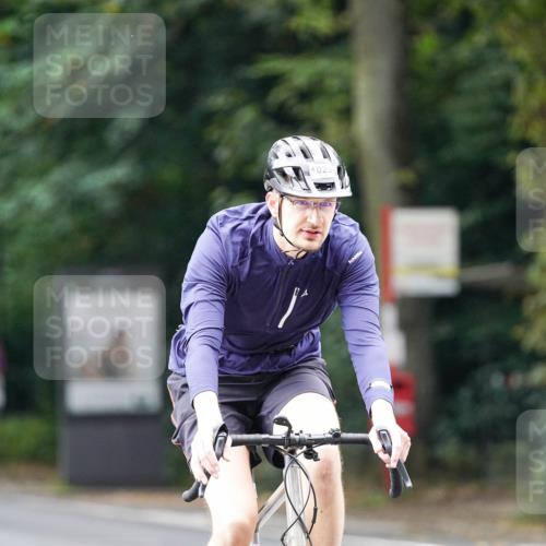 14.09.2025 - Stadtparktriathlon Michael Burmester http://msf.ph/oto/8913069 14.09.2025 11:50:52 Radfahren 936, 980, 1026, 1027, 1029, 1059, 1112 meine-sportfotos.de