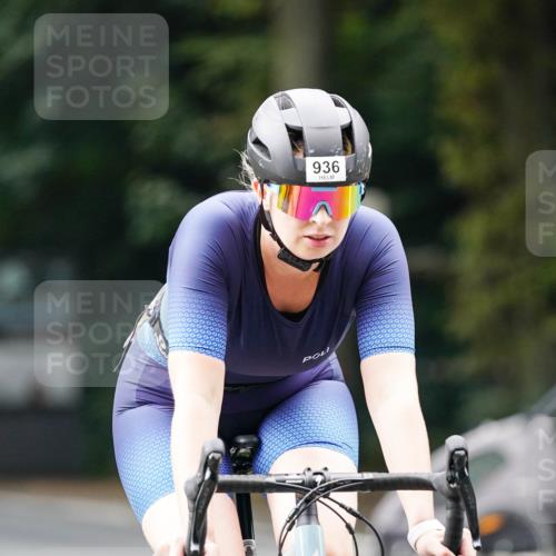 14.09.2025 - Stadtparktriathlon Michael Burmester http://msf.ph/oto/8913075 14.09.2025 11:50:58 Radfahren 926, 936, 980, 1000, 1026, 1027, 1029, 1059, 1112 meine-sportfotos.de