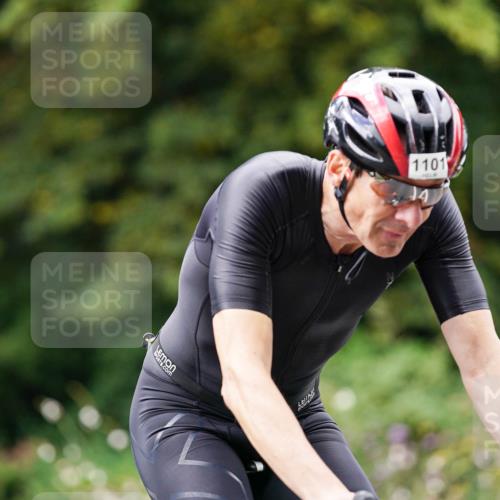 14.09.2025 - Stadtparktriathlon Michael Burmester http://msf.ph/oto/8913086 14.09.2025 11:51:15 Radfahren 962, 974, 976, 1057, 1083, 1097, 1101 meine-sportfotos.de