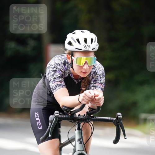 14.09.2025 - Stadtparktriathlon Michael Burmester http://msf.ph/oto/8913092 14.09.2025 11:51:20 Radfahren 962, 974, 976, 994, 1040, 1043, 1057, 1080, 1083, 1101 meine-sportfotos.de