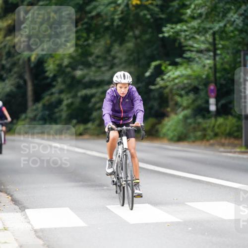 14.09.2025 - Stadtparktriathlon Michael Burmester http://msf.ph/oto/8913117 14.09.2025 11:51:54 Radfahren 985, 1005, 1011, 1102 meine-sportfotos.de