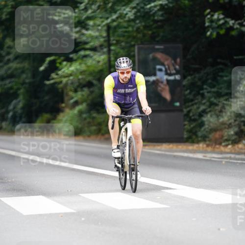 14.09.2025 - Stadtparktriathlon Michael Burmester http://msf.ph/oto/8913144 14.09.2025 11:52:31 Radfahren 982, 1048, 1054, 1067, 1107, 1117 meine-sportfotos.de