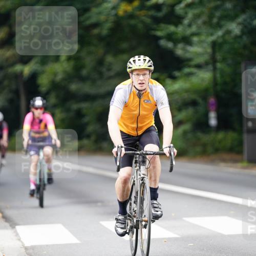 14.09.2025 - Stadtparktriathlon Michael Burmester http://msf.ph/oto/8913151 14.09.2025 11:52:38 Radfahren 938, 1008, 1048, 1054, 1067, 1117 meine-sportfotos.de