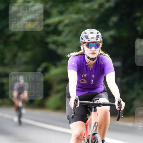 14.09.2025 - Stadtparktriathlon Michael Burmester http://msf.ph/oto/8913170 14.09.2025 11:53:03 Radfahren 944, 963, 997, 1018, 1033, 1085, 1125 meine-sportfotos.de