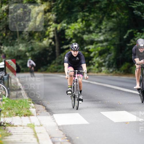 14.09.2025 - Stadtparktriathlon Michael Burmester http://msf.ph/oto/8913189 14.09.2025 11:53:27 Radfahren 931, 1178 meine-sportfotos.de