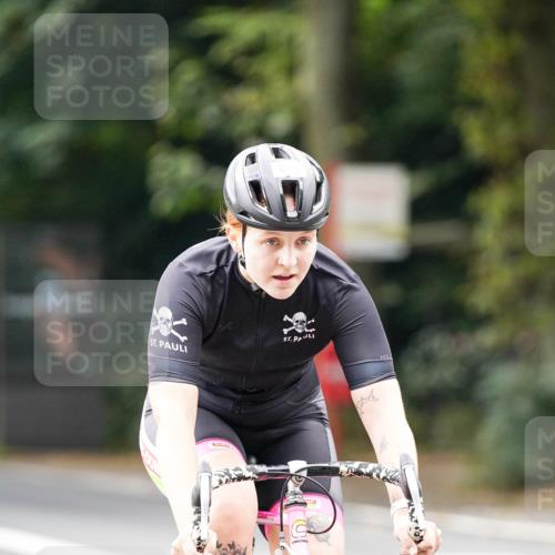 14.09.2025 - Stadtparktriathlon Michael Burmester http://msf.ph/oto/8913194 14.09.2025 11:53:29 Radfahren 931, 1178 meine-sportfotos.de