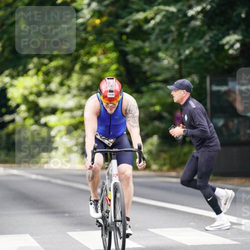 14.09.2025 - Stadtparktriathlon Michael Burmester http://msf.ph/oto/8913218 14.09.2025 11:53:52 Radfahren 995, 1031, 1046, 1069, 1086, 1099 meine-sportfotos.de