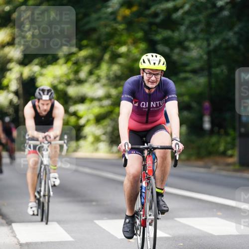 14.09.2025 - Stadtparktriathlon Michael Burmester http://msf.ph/oto/8913221 14.09.2025 11:54:00 Radfahren 975, 993, 1036, 1046, 1058, 1096, 1185 meine-sportfotos.de
