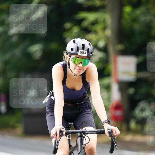 14.09.2025 - Stadtparktriathlon Michael Burmester http://msf.ph/oto/8913227 14.09.2025 11:54:05 Radfahren 975, 993, 1036, 1058, 1096, 1185 meine-sportfotos.de