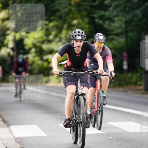 14.09.2025 - Stadtparktriathlon Michael Burmester http://msf.ph/oto/8913230 14.09.2025 11:54:07 Radfahren 975, 993, 1036, 1058, 1060, 1081, 1087, 1096, 1185 meine-sportfotos.de