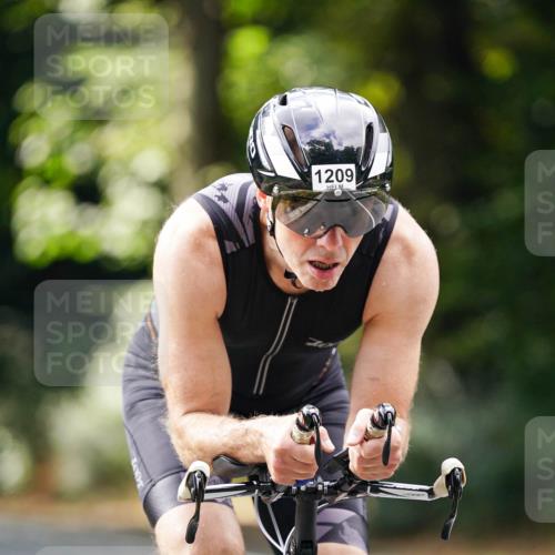14.09.2025 - Stadtparktriathlon Michael Burmester http://msf.ph/oto/8913242 14.09.2025 11:54:22 Radfahren 1025, 1209 meine-sportfotos.de