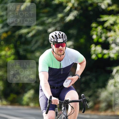 14.09.2025 - Stadtparktriathlon Michael Burmester http://msf.ph/oto/8913257 14.09.2025 11:54:51 Radfahren 939, 1035, 1073, 1110, 1162 meine-sportfotos.de
