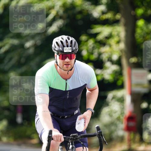 14.09.2025 - Stadtparktriathlon Michael Burmester http://msf.ph/oto/8913258 14.09.2025 11:54:51 Radfahren 939, 1035, 1073, 1110, 1162 meine-sportfotos.de