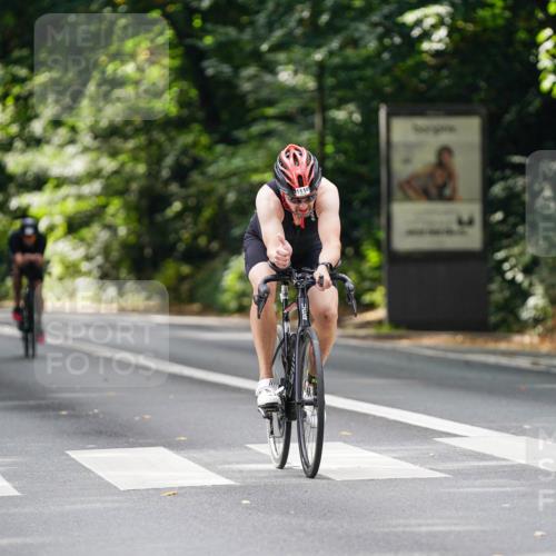 14.09.2025 - Stadtparktriathlon Michael Burmester http://msf.ph/oto/8913272 14.09.2025 11:55:32 Radfahren 955, 1049, 1072, 1091, 1092, 1116, 1168, 1186 meine-sportfotos.de