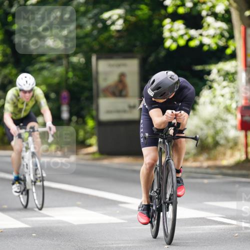 14.09.2025 - Stadtparktriathlon Michael Burmester http://msf.ph/oto/8913277 14.09.2025 11:55:35 Radfahren 955, 1049, 1072, 1091, 1092, 1116, 1164, 1168, 1186, 1194 meine-sportfotos.de