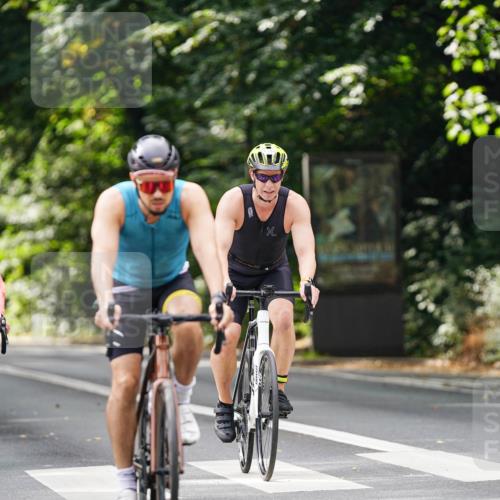 14.09.2025 - Stadtparktriathlon Michael Burmester http://msf.ph/oto/8913283 14.09.2025 11:55:38 Radfahren 955, 1049, 1072, 1091, 1092, 1116, 1164, 1168, 1173, 1186, 1194 meine-sportfotos.de