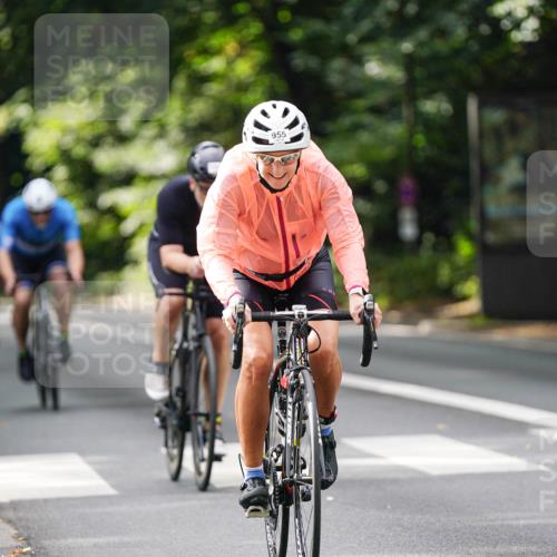 14.09.2025 - Stadtparktriathlon Michael Burmester http://msf.ph/oto/8913285 14.09.2025 11:55:39 Radfahren 955, 1049, 1056, 1072, 1091, 1092, 1116, 1164, 1168, 1173, 1186, 1194 meine-sportfotos.de