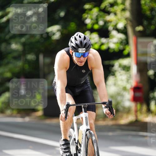 14.09.2025 - Stadtparktriathlon Michael Burmester http://msf.ph/oto/8913289 14.09.2025 11:55:43 Radfahren 955, 1049, 1056, 1092, 1164, 1173, 1174, 1186, 1194 meine-sportfotos.de